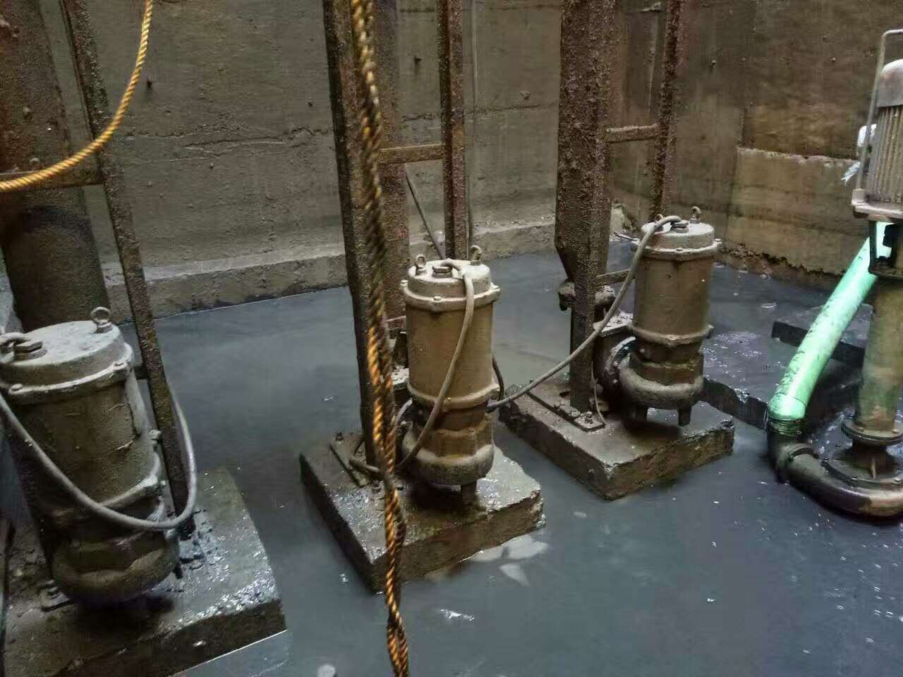 海曙污水池清理