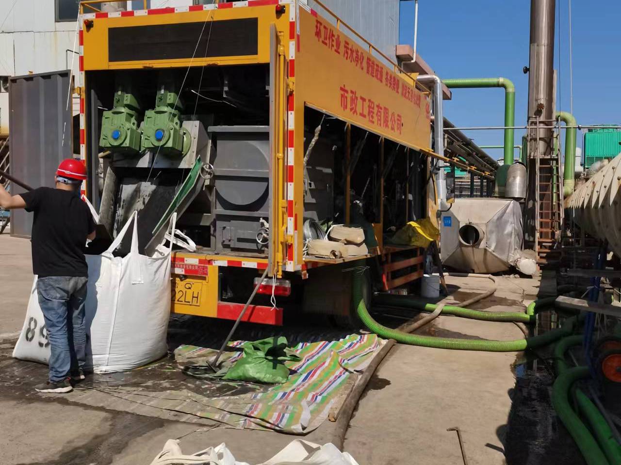 海曙淤泥压干处理